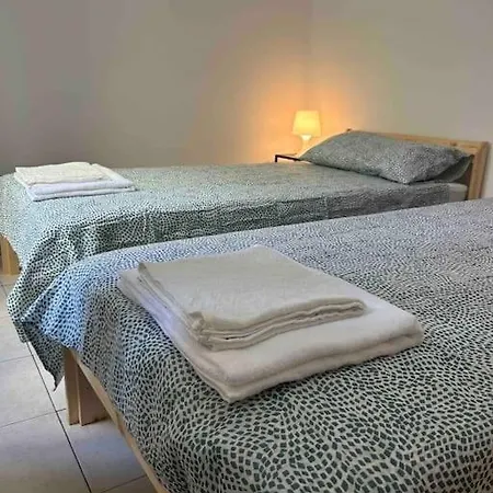 Central, Spacious & Completely Equipped