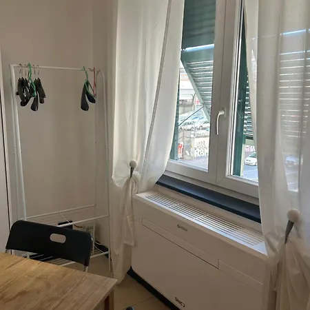 Central, Spacious & Completely Equipped Apartment Genoa